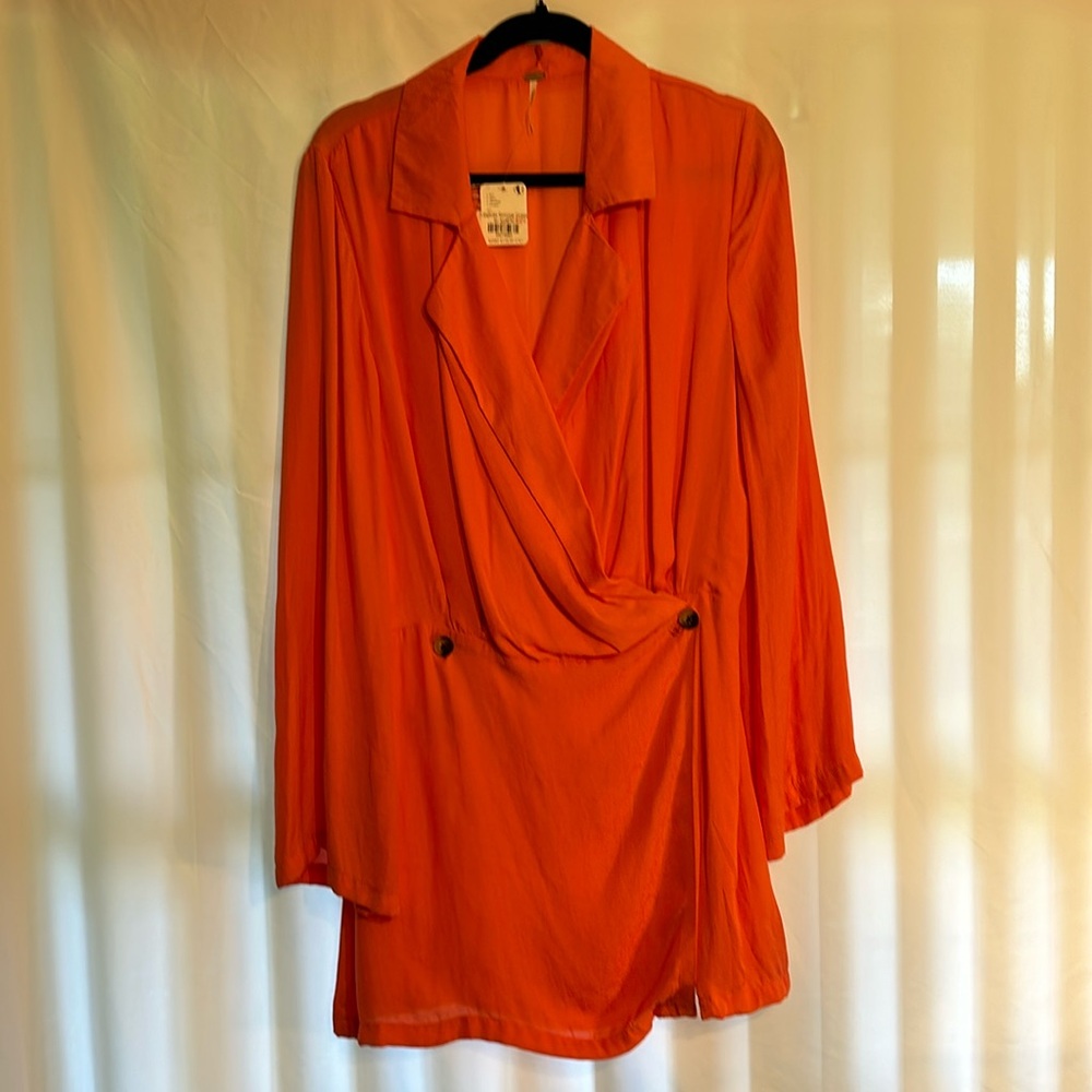 Ladies size M Free People Lipgloss Simone long sleeve wrap dress peachy orange